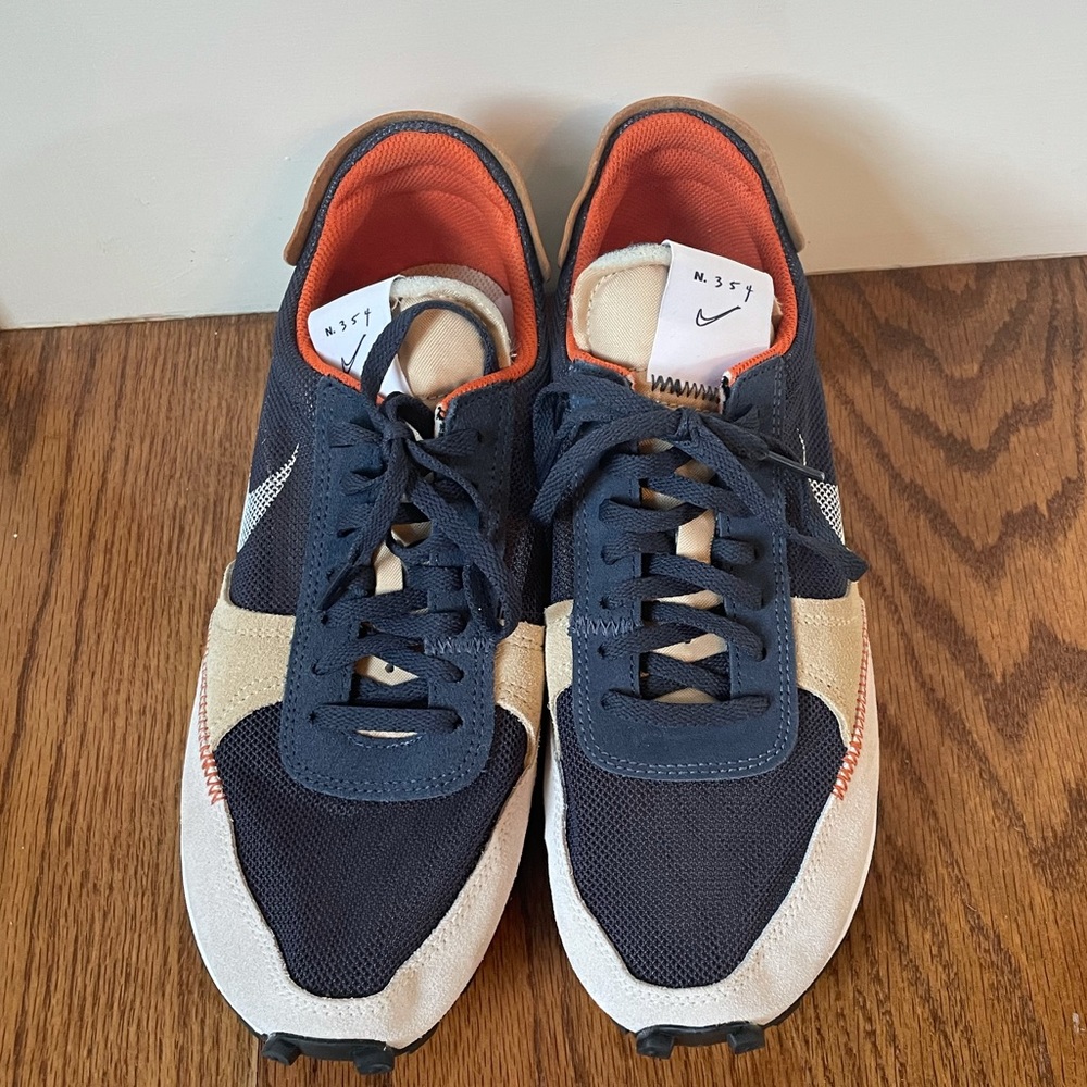 Brand new Nike Dbreak-Type mesh sneakers in thunder blue